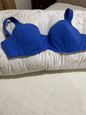 Smooth Underwire Bra in Deep Blue